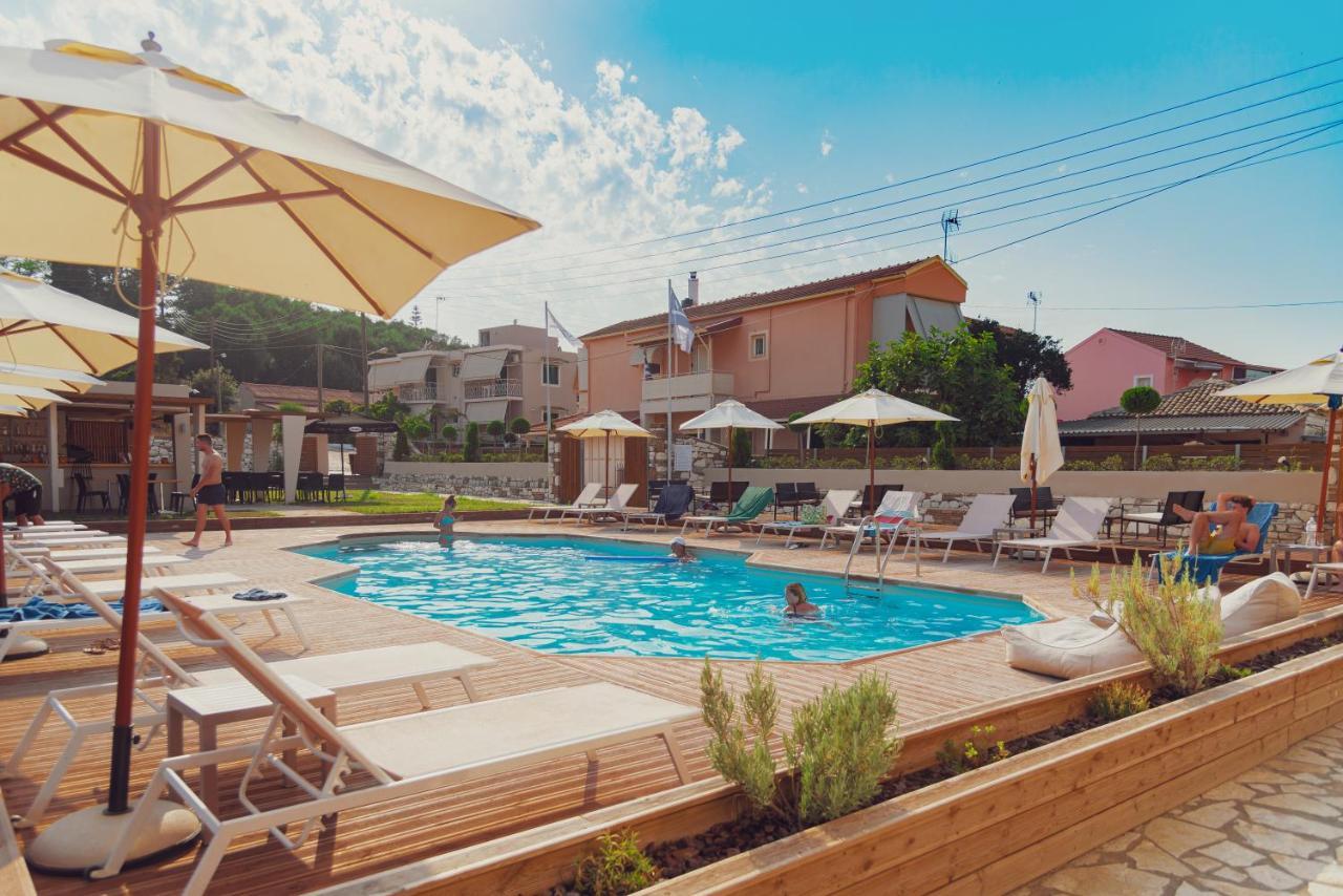 カボス Nuevo Vista Bed & Breakfast エクステリア 写真